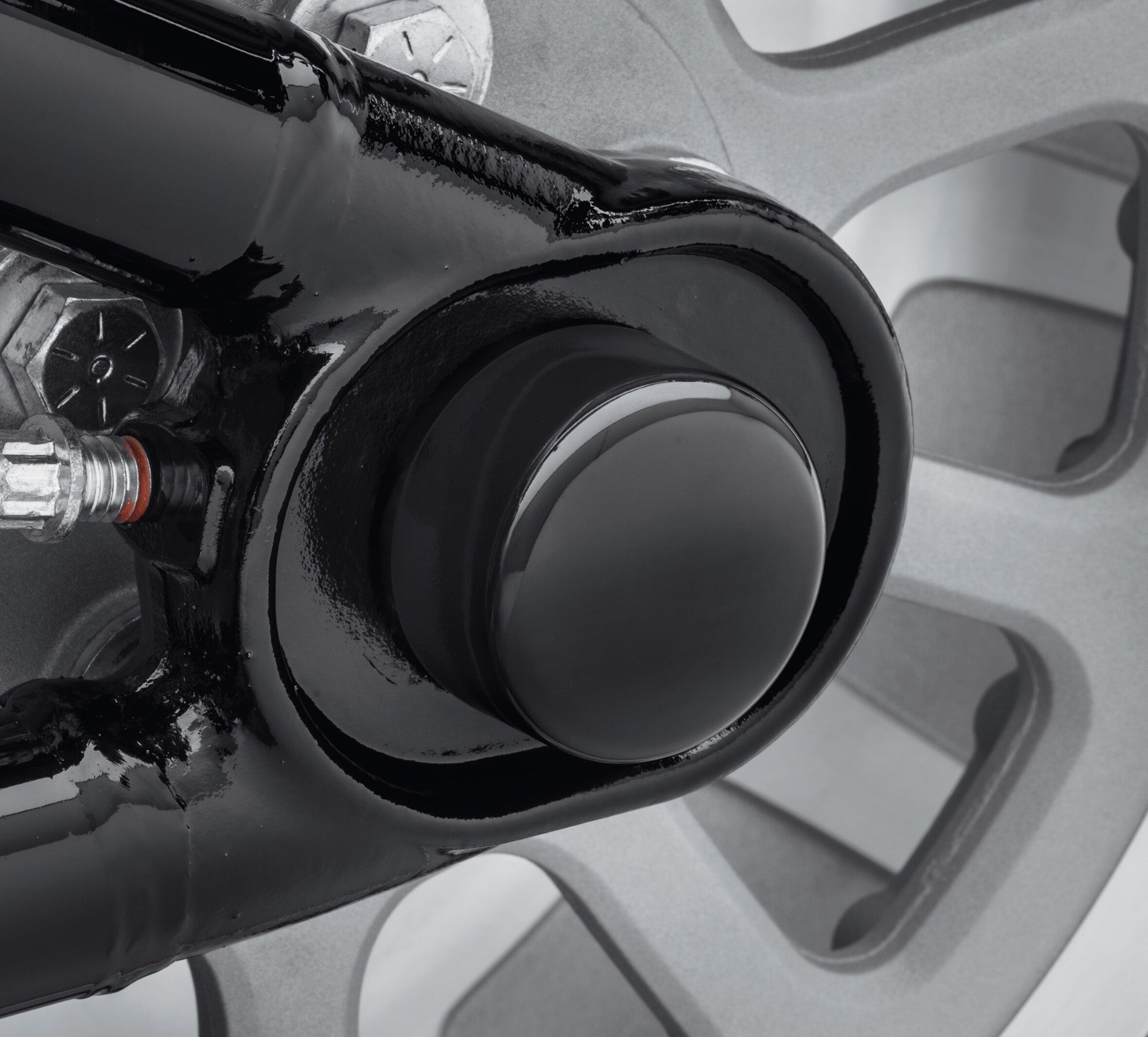 Rear Axle Nut Covers - Gloss Black