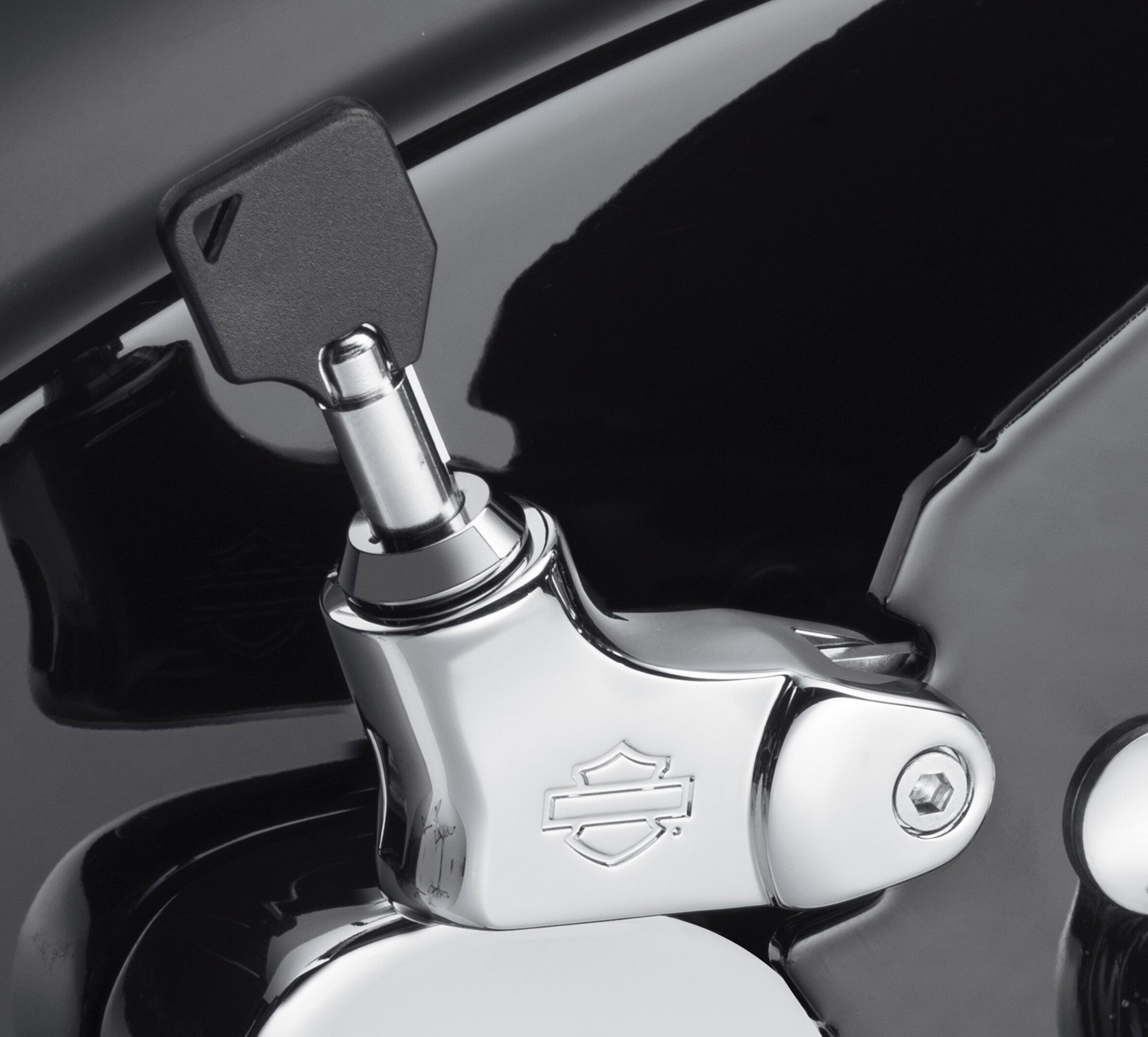HoldFast Locking Latch - Chrome