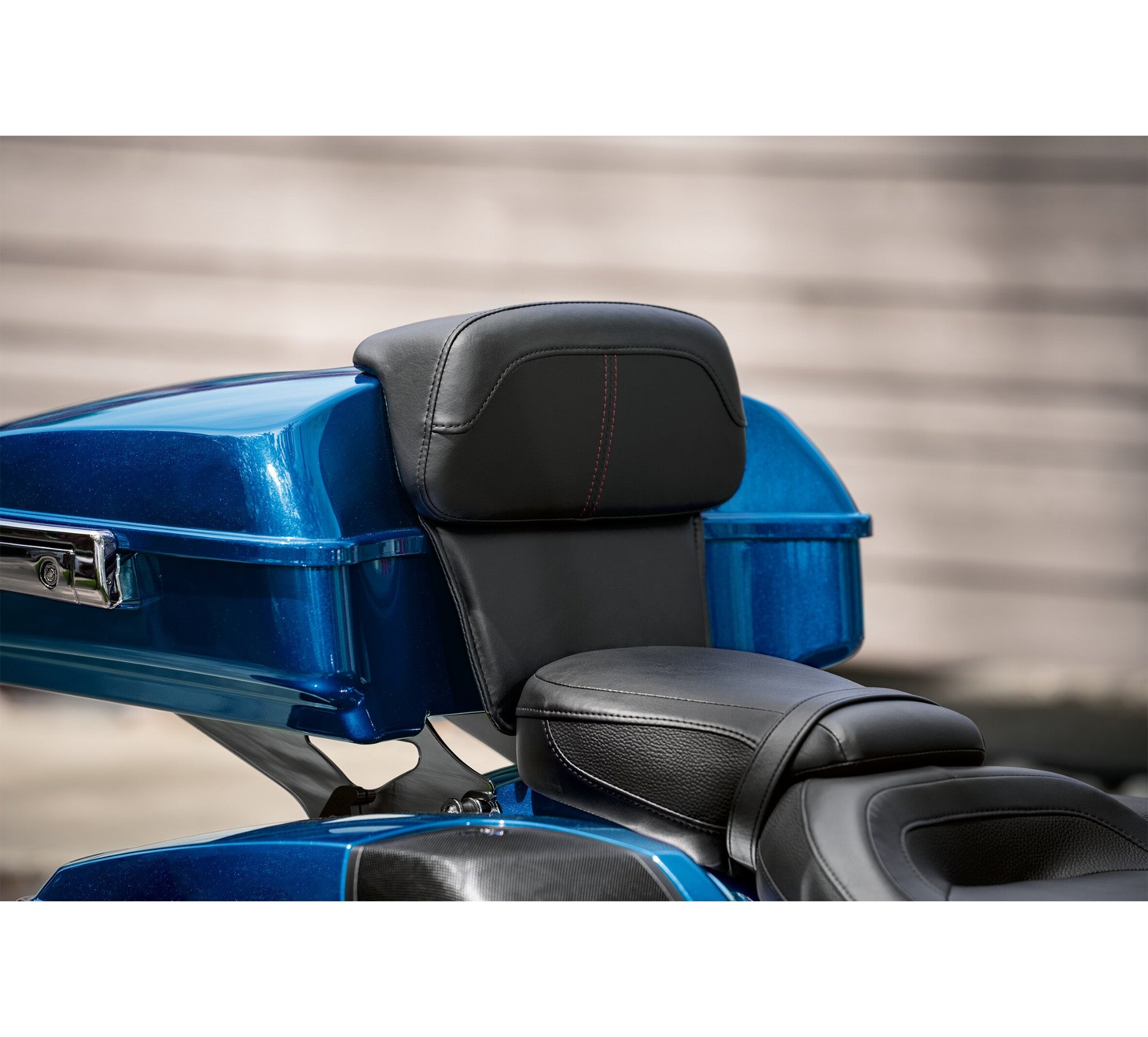 Low-Profile Passenger Pillion - Black Smooth Vinyl