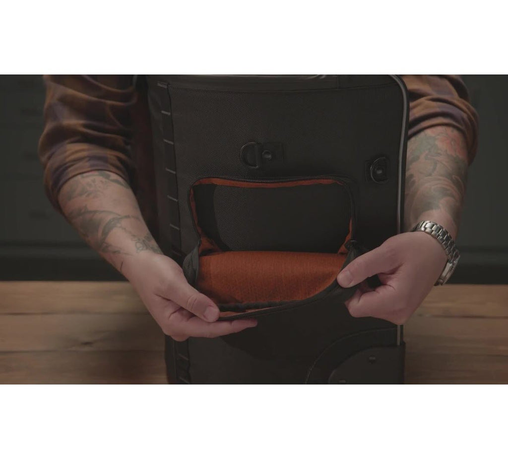 Onyx Premium Luggage Backseat Roller Bag
