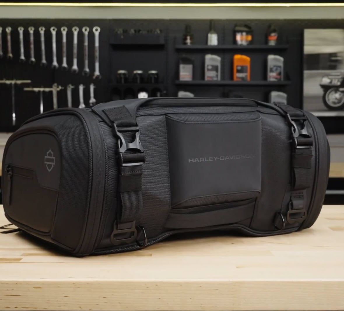 Overwatch Weekender Tail Bag