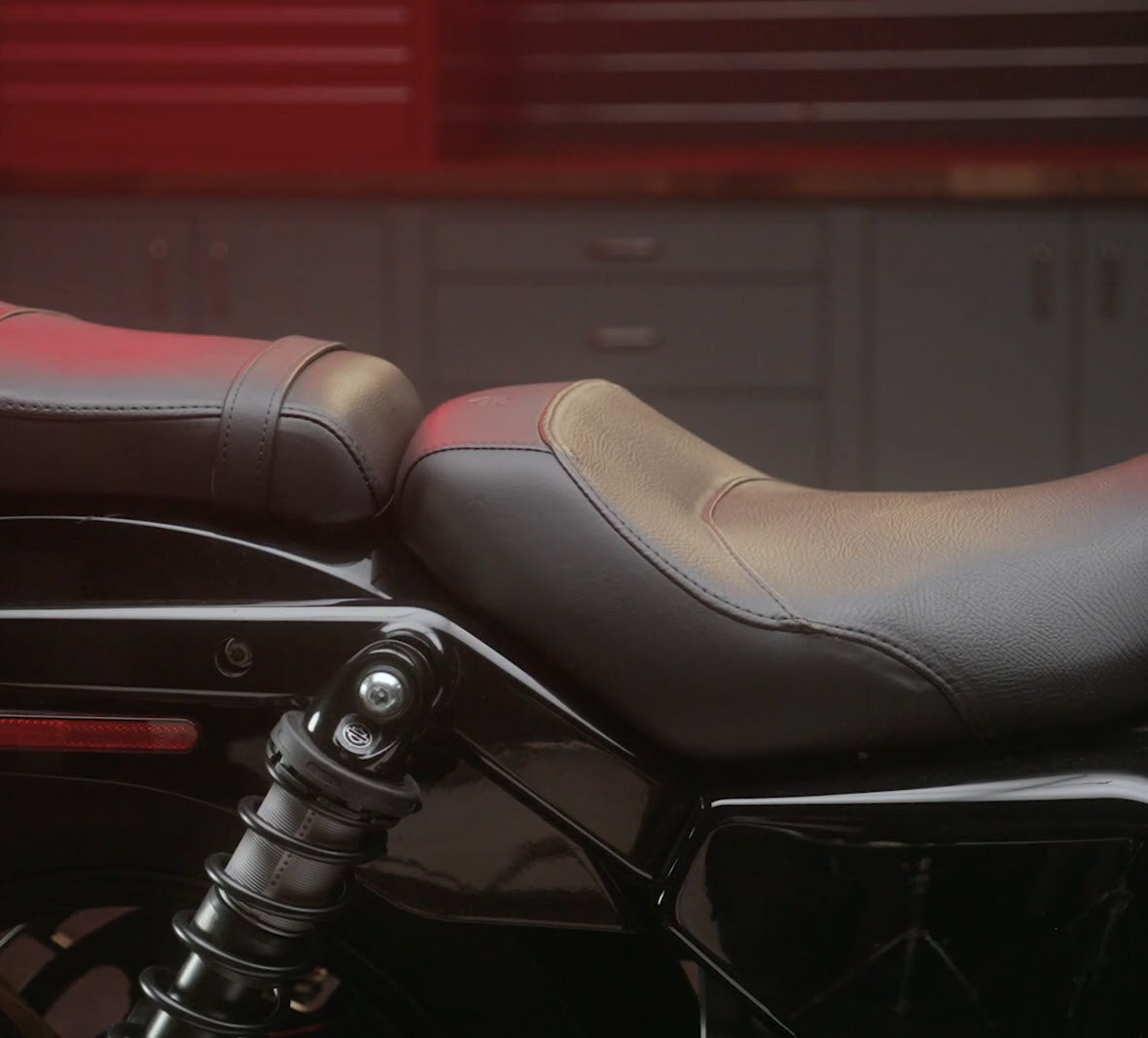 Sundowner Solo Rider Seat