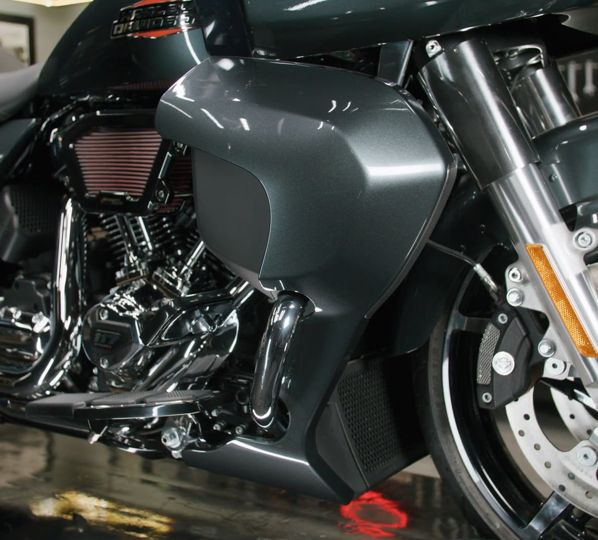Fairing Lowers - Dark Platinum