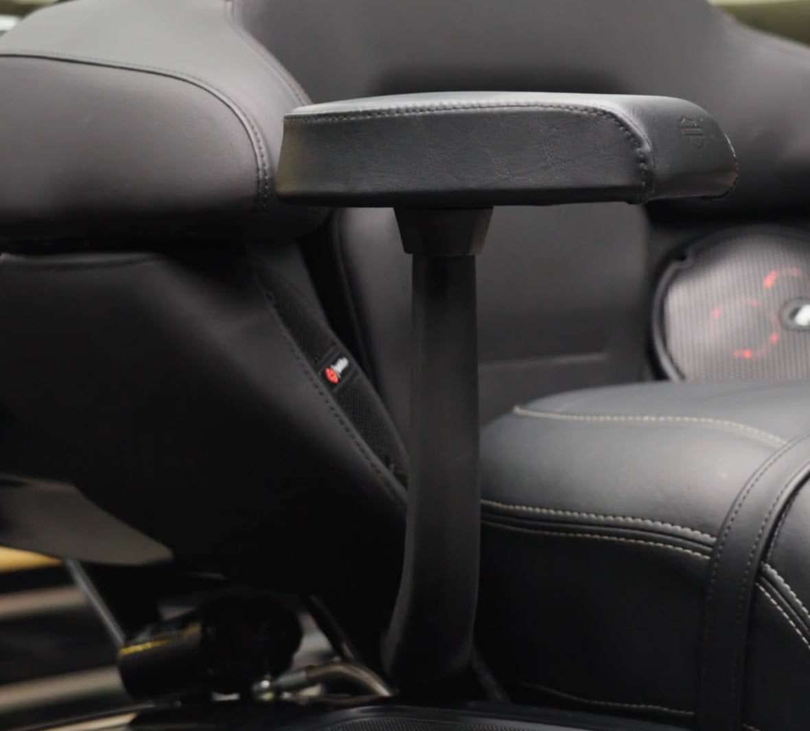 Grand Tour-Pak Passenger Armrests