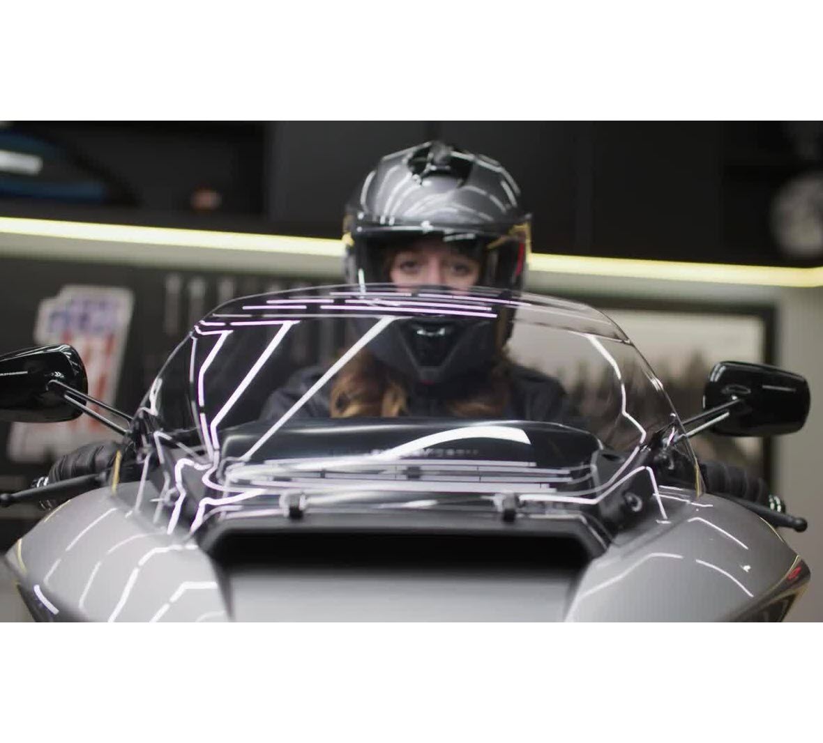 Wind Splitter 4.5 in. Windshield